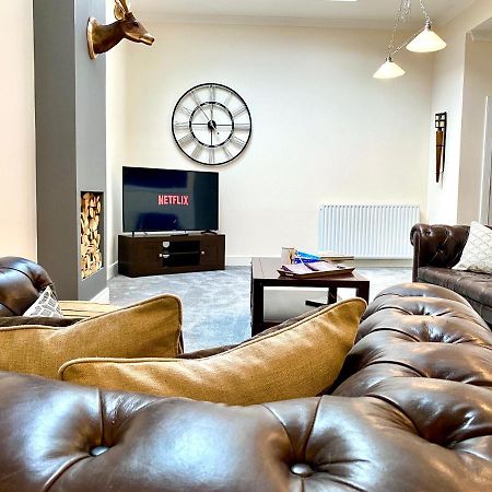 Serviced Accommodation Moray Lesmurdie House, Elgin - Free Parking, Free Wifi Buitenkant foto