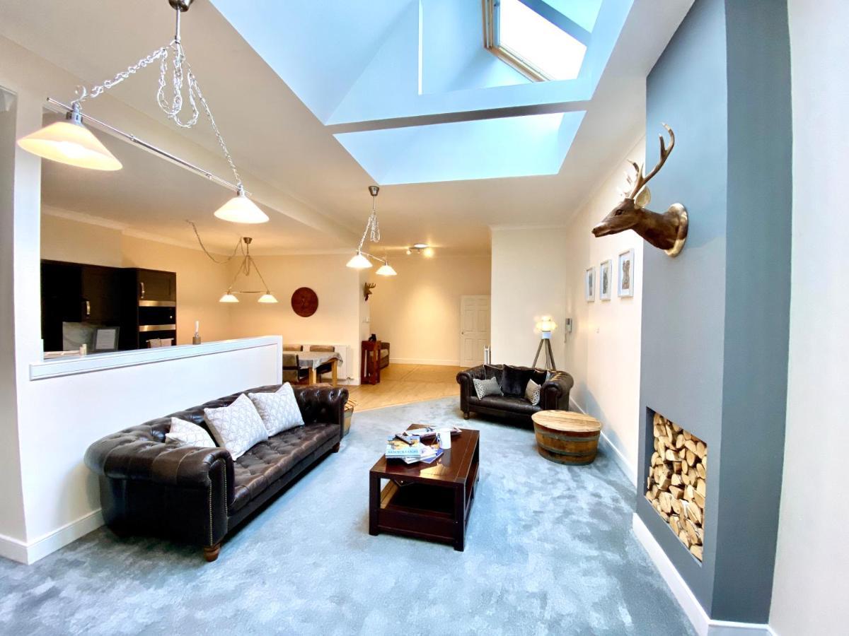 Serviced Accommodation Moray Lesmurdie House, Elgin - Free Parking, Free Wifi Buitenkant foto