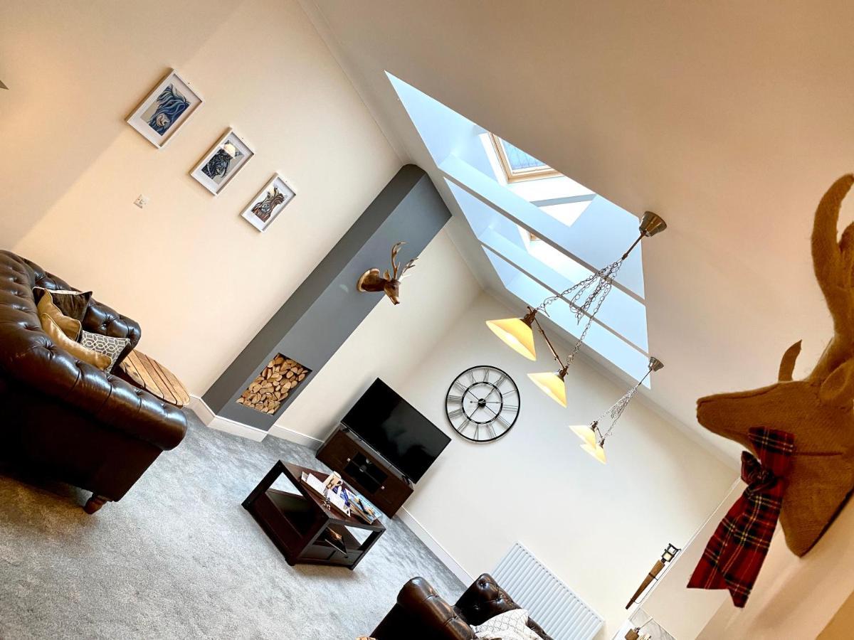 Serviced Accommodation Moray Lesmurdie House, Elgin - Free Parking, Free Wifi Buitenkant foto