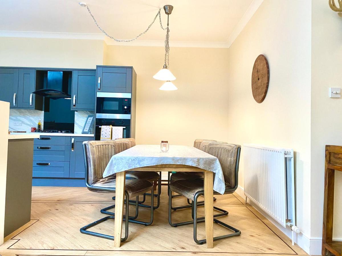 Serviced Accommodation Moray Lesmurdie House, Elgin - Free Parking, Free Wifi Buitenkant foto
