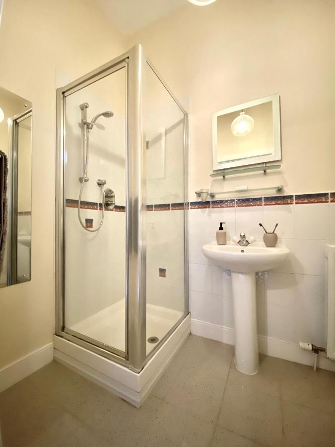 Serviced Accommodation Moray Lesmurdie House, Elgin - Free Parking, Free Wifi Buitenkant foto