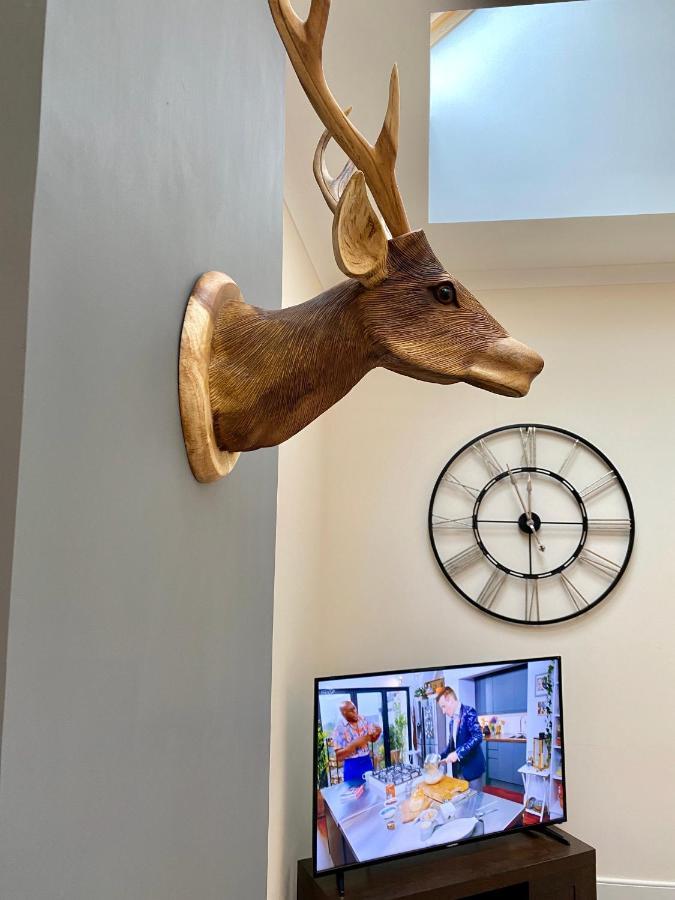 Serviced Accommodation Moray Lesmurdie House, Elgin - Free Parking, Free Wifi Buitenkant foto