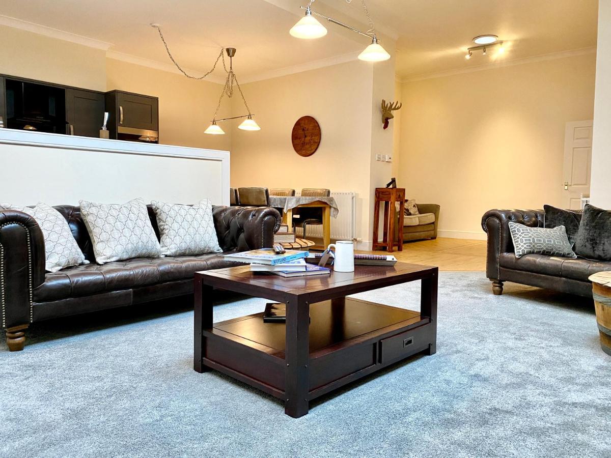 Serviced Accommodation Moray Lesmurdie House, Elgin - Free Parking, Free Wifi Buitenkant foto