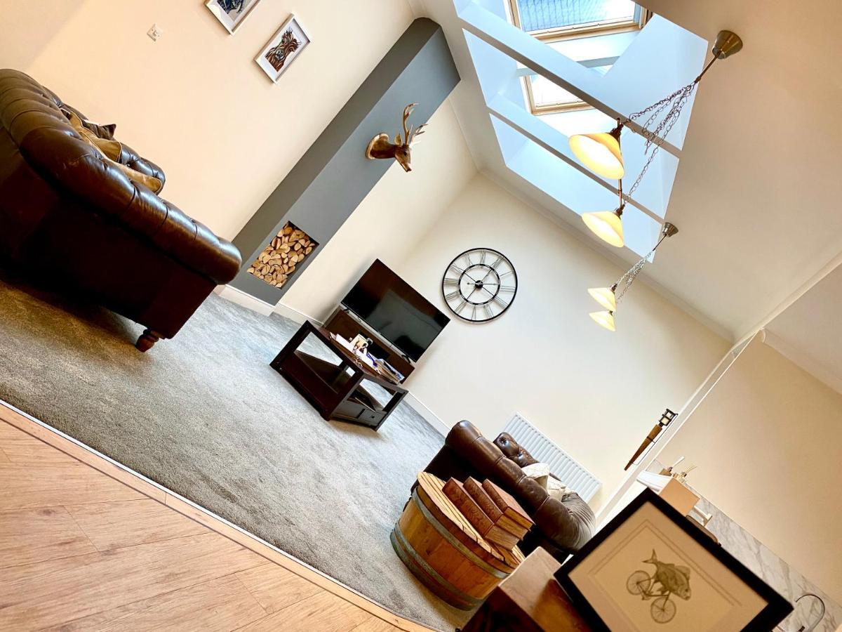Serviced Accommodation Moray Lesmurdie House, Elgin - Free Parking, Free Wifi Buitenkant foto
