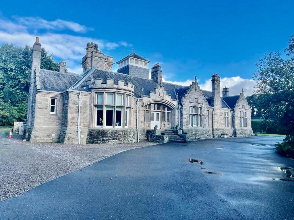 Serviced Accommodation Moray Lesmurdie House, Elgin - Free Parking, Free Wifi Buitenkant foto