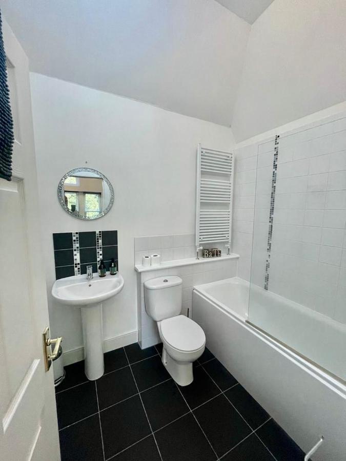 Serviced Accommodation Moray Lesmurdie House, Elgin - Free Parking, Free Wifi Buitenkant foto